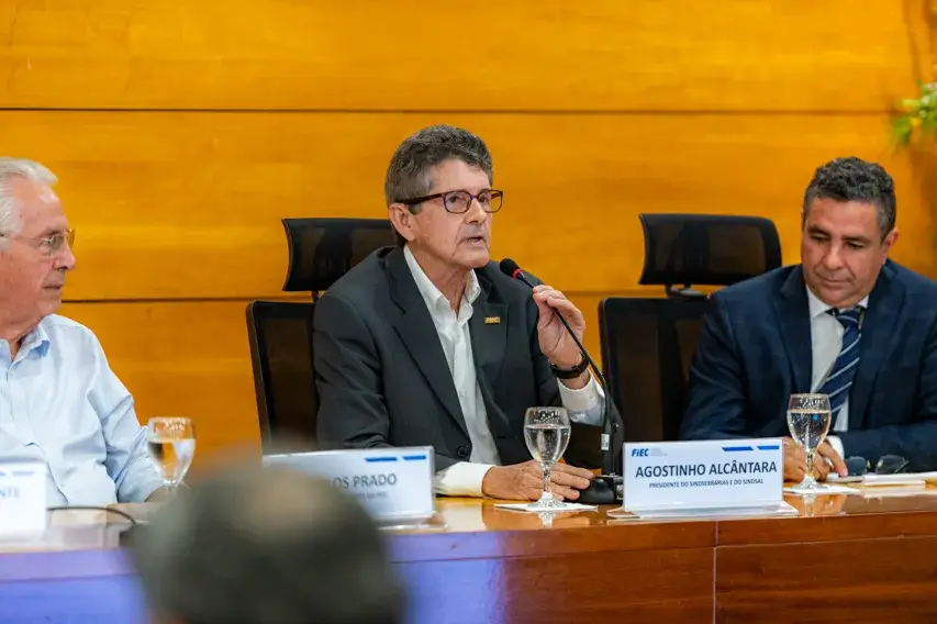 Nova diretoria do Sindserrarias