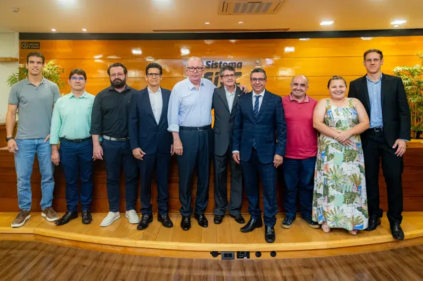 Nova diretoria do Sindserrarias toma posse na FIEC para o quadriênio 2025-2029